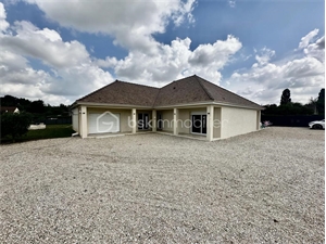 villa à la vente -   89340  VILLENEUVE LA GUYARD, surface 145 m2 vente villa - UBI483262166